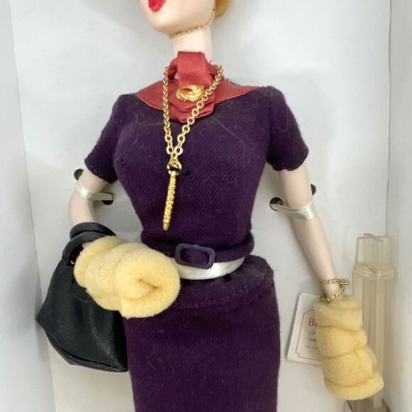 Barbie Mad Men Joan Holloway Silkstone Doll BFMC Gold Label 2010 Mattel NIB - Picture 3 of 15